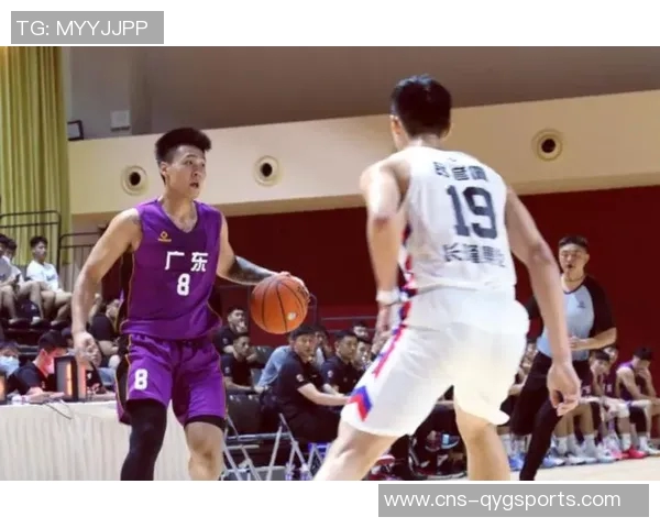 全运会足球冠军争夺战揭幕各省队伍全力以赴争创佳绩 全运会足球冠军争夺战揭幕各省队伍全力以赴争创佳绩